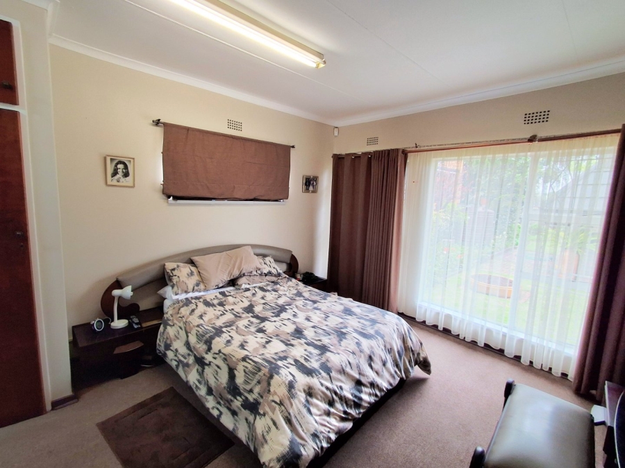 4 Bedroom Property for Sale in Vaalpark Free State